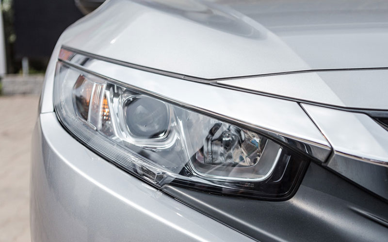 Chi tiết Honda Civic 1.8L giá 758 triệu tại Việt Nam